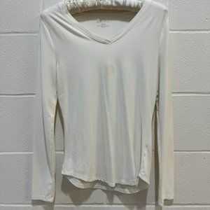 no boundaries white long sleeve workout shirt